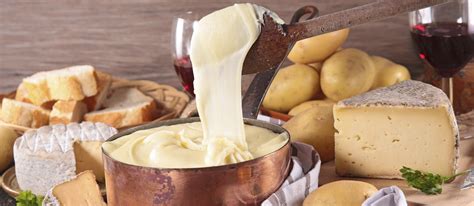  Aligot! A Creamy, Cheesy Extravaganza from the Heart of France